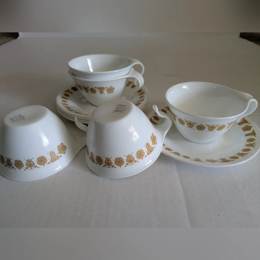 Set Of 5 butterfly gold Corelle Teacup And Saucer.